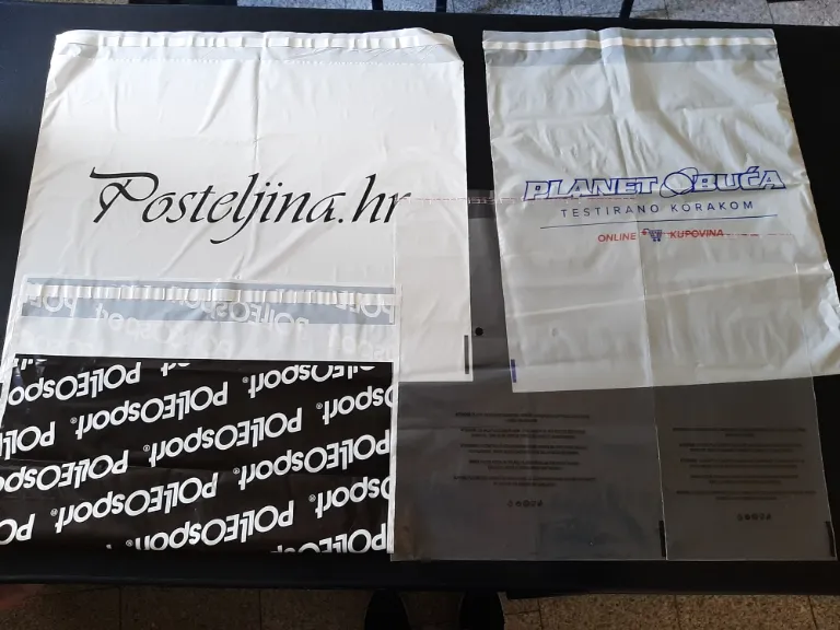 Rekplastika Polietilenske vrećice (P.E.) sa samoljepljivom trakicom